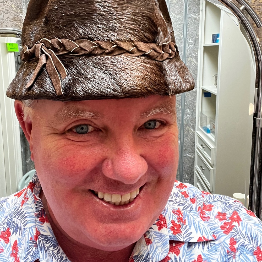 Meet your Posher, Tony
